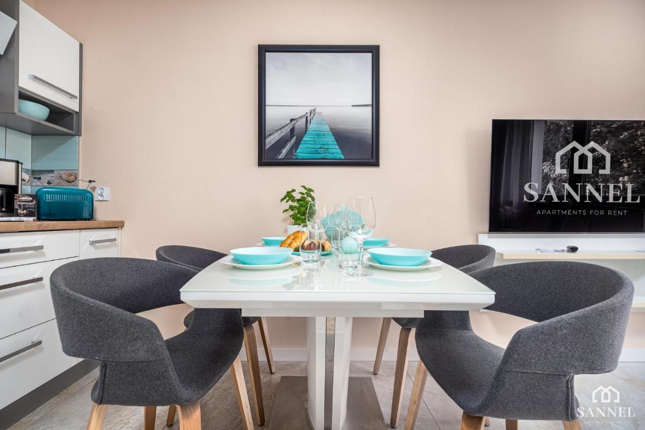 Apartament Lazure Przy Lesie-Sloneczne Tarasy Dziwnowek-Sannel Apartments For Rent Buitenkant foto