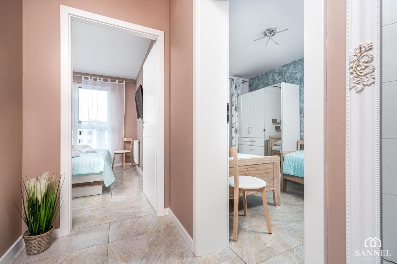 Apartament Lazure Przy Lesie-Sloneczne Tarasy Dziwnowek-Sannel Apartments For Rent Buitenkant foto
