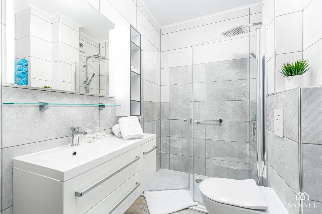 Apartament Lazure Przy Lesie-Sloneczne Tarasy Dziwnowek-Sannel Apartments For Rent Buitenkant foto